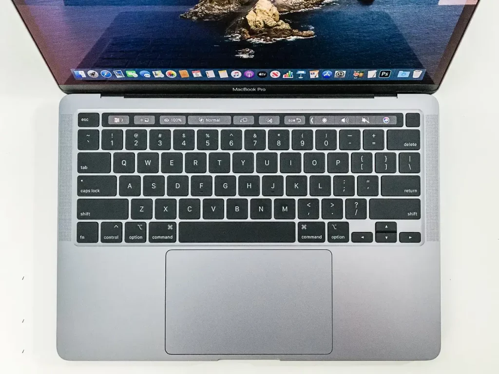 MacBook-Pro-13-Pouces-2020-Photo-2