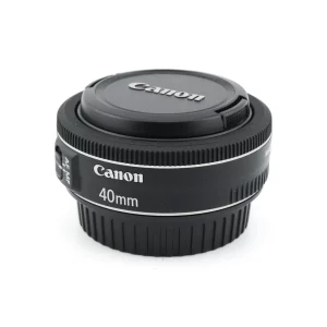 Canon EF 40mm f/2.8 STM